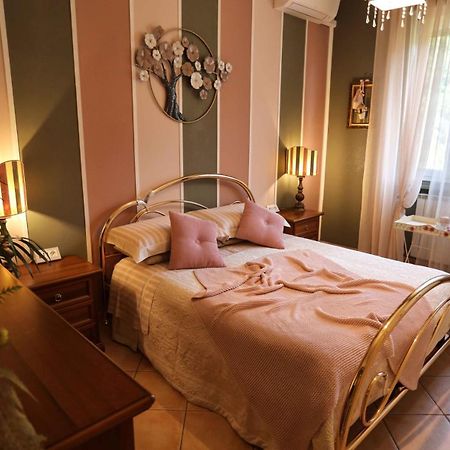L'Oasi Tra Mare E Monti Villa เลริชี ภายนอก รูปภาพ